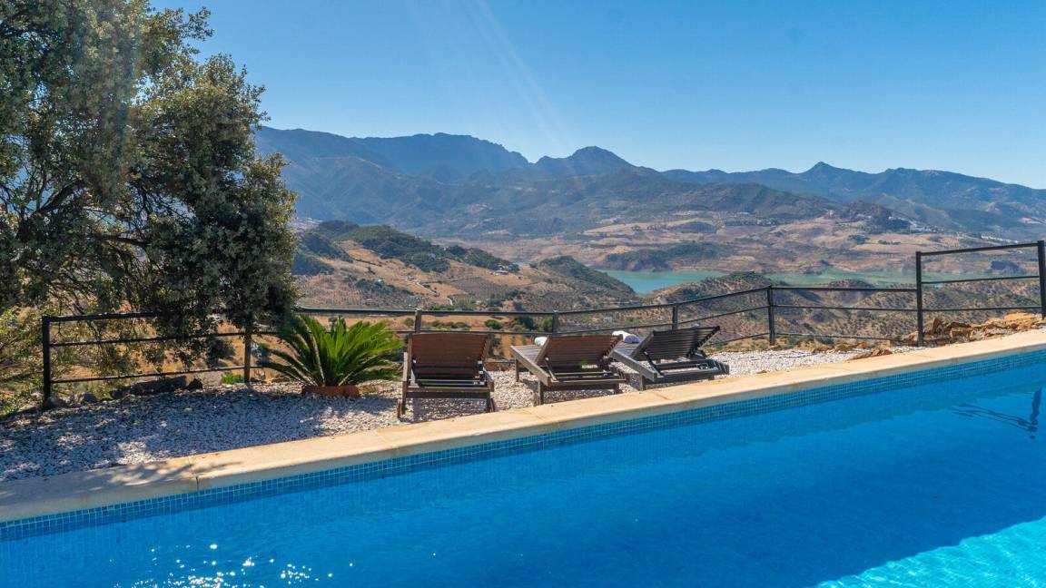 207 M² Casa ∙ 4 Habitaciones ∙ 8 Huéspedes - Zahara de la Sierra