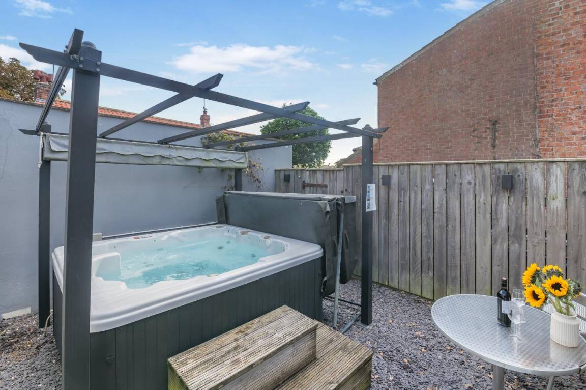 House ∙ 1 Bedroom ∙ 2 Guests - Beverley