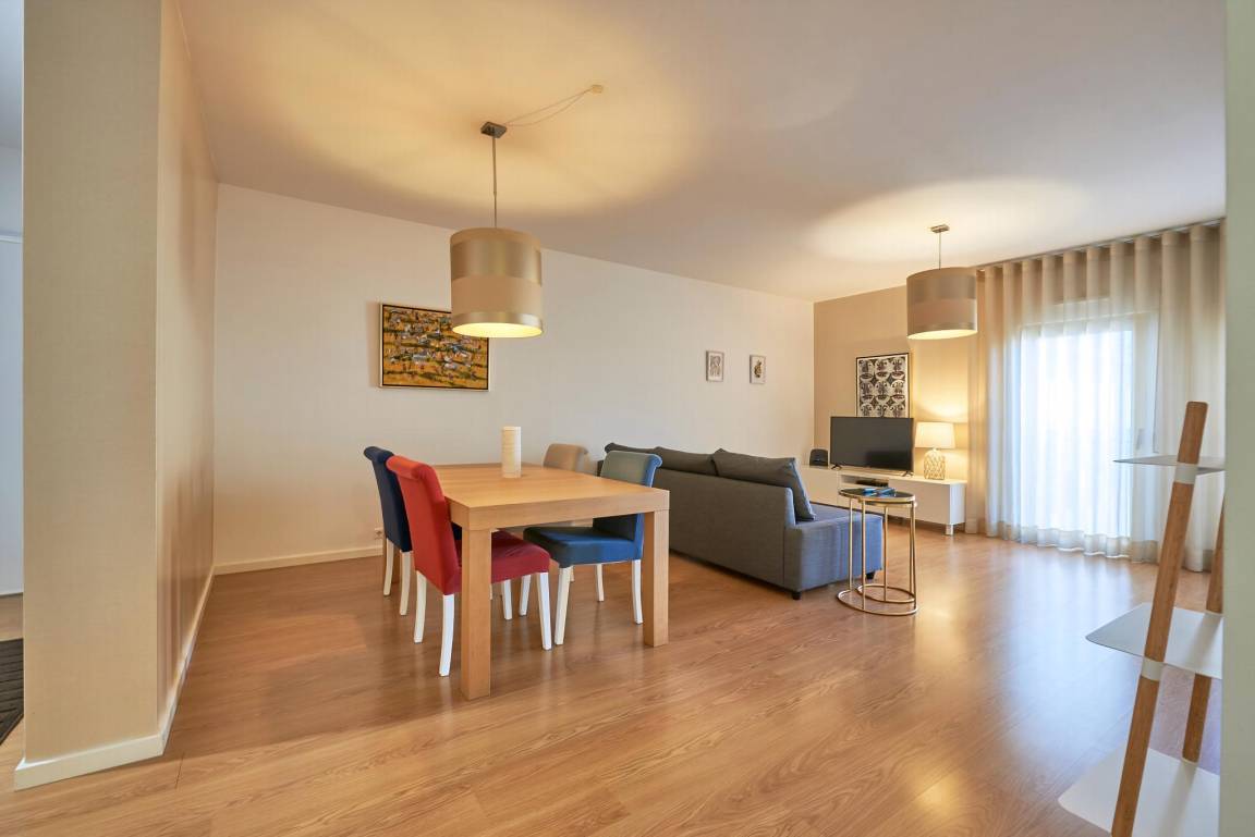 50 M² Apartamento ∙ 1 Quarto ∙ 4 Hóspedes - Loures