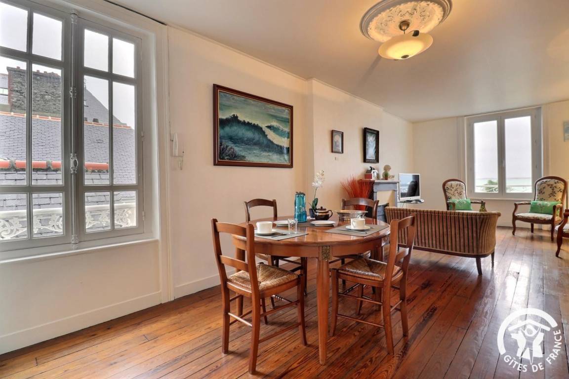 60 m² Gîte ∙ 1 Schlafzimmer ∙ 2 Gäste – Bild 9