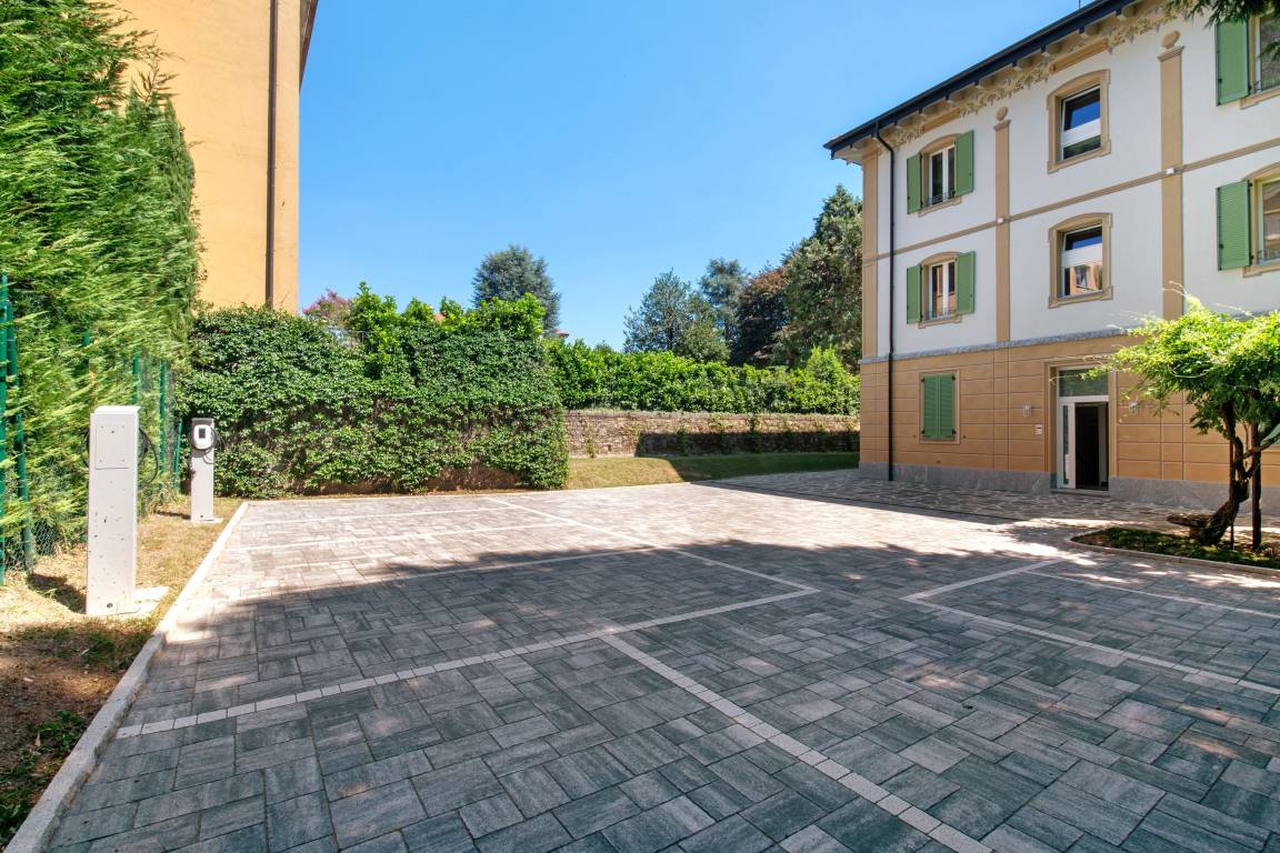 165 M² Villa ∙ 2 Bedrooms ∙ 6 Guests - Como