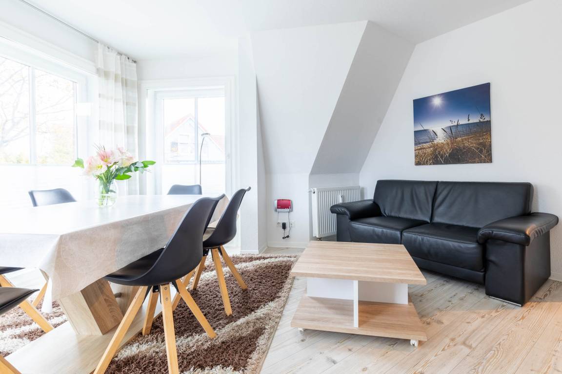 94 m² Ferienwohnung ∙ 2 Schlafzimmer ∙ 5 Gäste – Bild 2