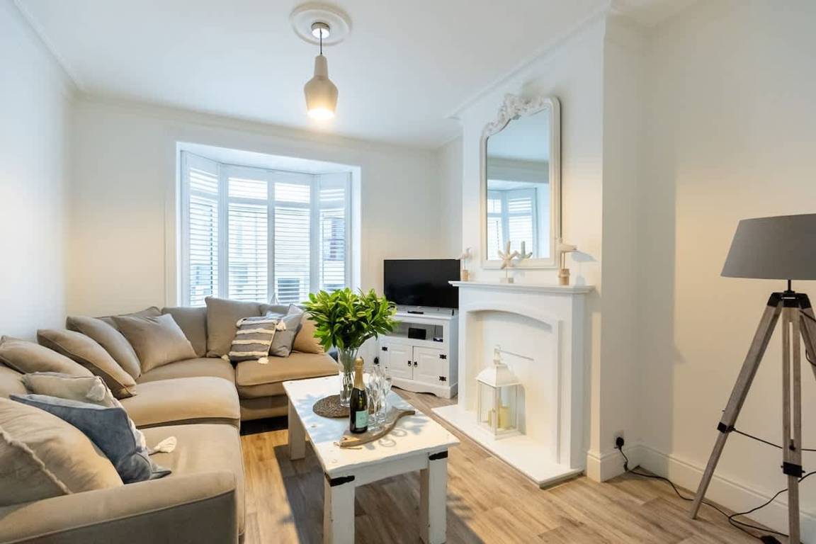 Apartment ∙ 3 Bedrooms ∙ 6 Guests - Whitby