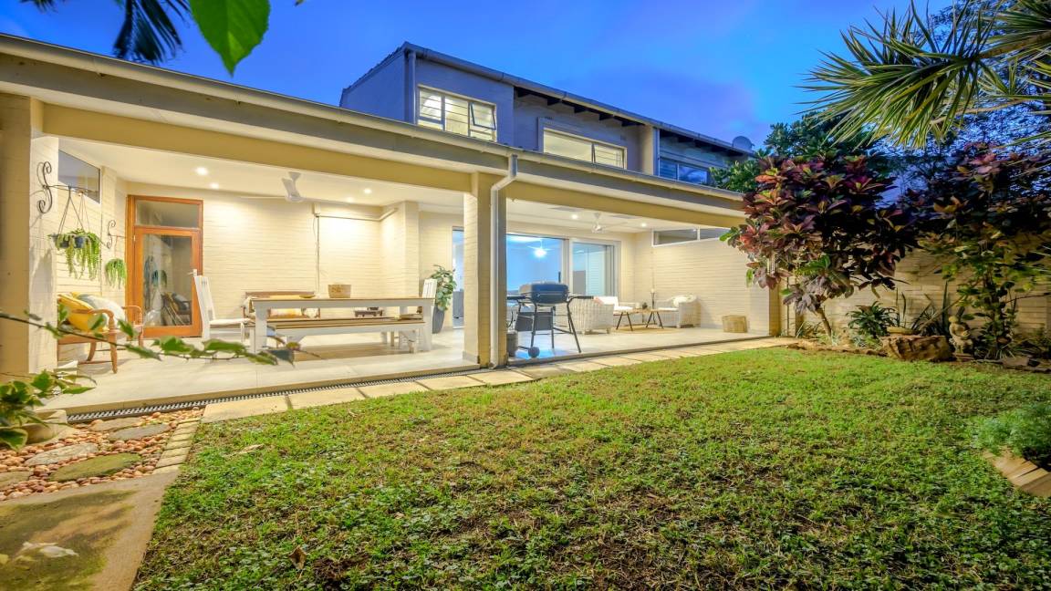 116 M² House ∙ 3 Bedrooms ∙ 6 Guests - Mount Edgecombe
