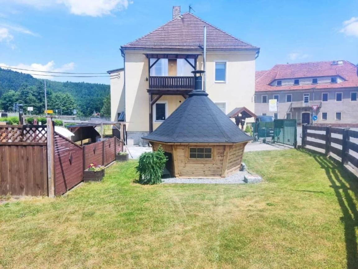 55 M² Ferienwohnung ∙ 1 Schlafzimmer ∙ 4 Gäste - Rosenthal-Bielatal