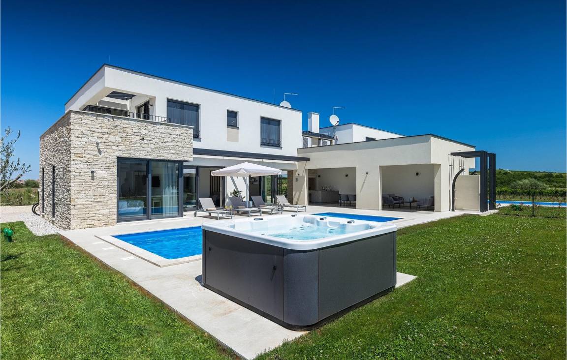 230 M² Ferienhaus ∙ 4 Schlafzimmer ∙ 10 Gäste - Novigrad