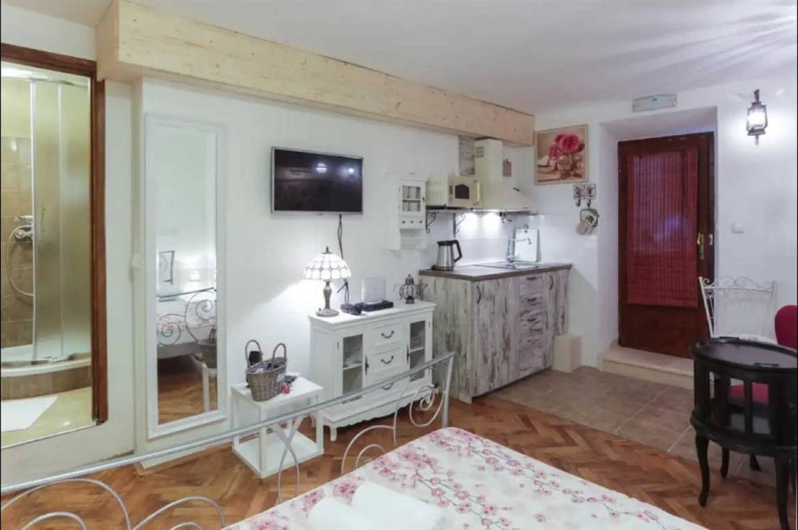 20 M² Enrumslägenhet ∙ 1 Sovrum ∙ 2 Gäster - Dubrovnik