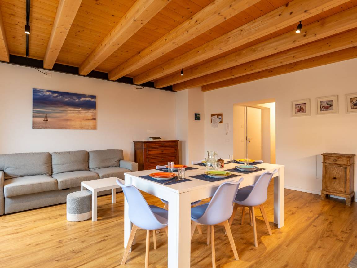 70 M² Ferienwohnung ∙ 2 Schlafzimmer ∙ 5 Gäste - Limone Sul Garda
