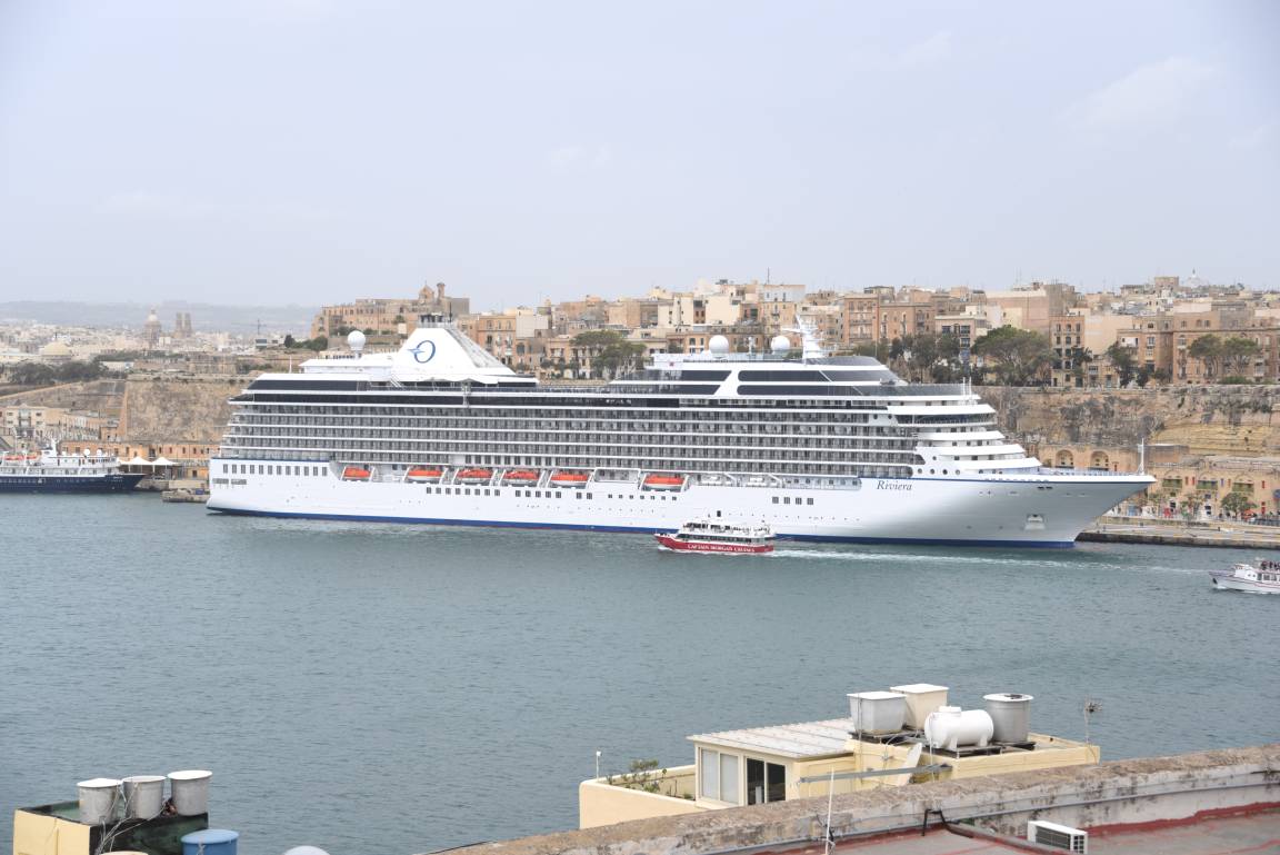 300 M² Huis ∙ 3 Slaapkamers ∙ 6 Gasten - Valletta
