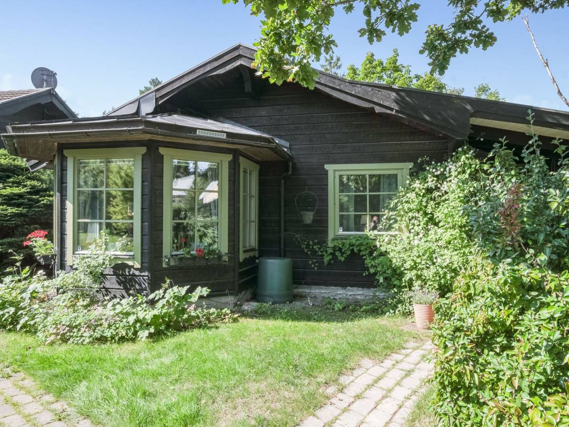 100 M² House ∙ 2 Bedrooms ∙ 6 Guests - Vaxholm