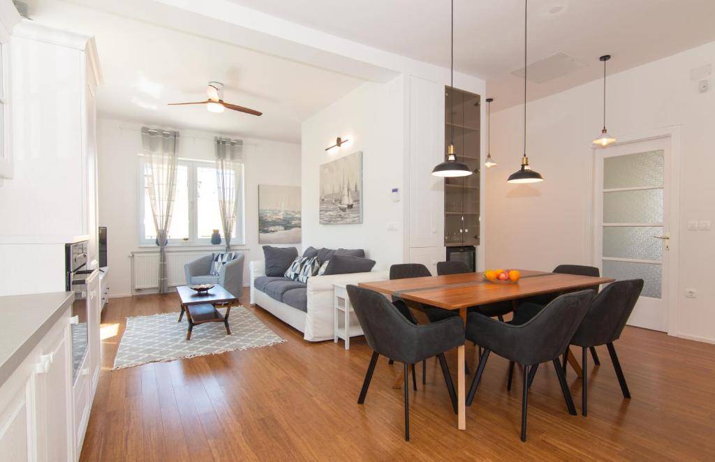 95 M² Ferienwohnung ∙ 2 Schlafzimmer ∙ 4 Gäste - Izola