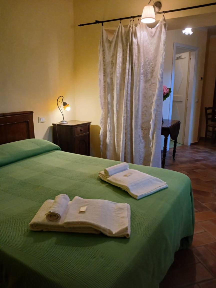 20 M² Camera Privata ∙ 1 Camera Da Letto ∙ 2 Ospiti - Provincia di Massa-Carrara