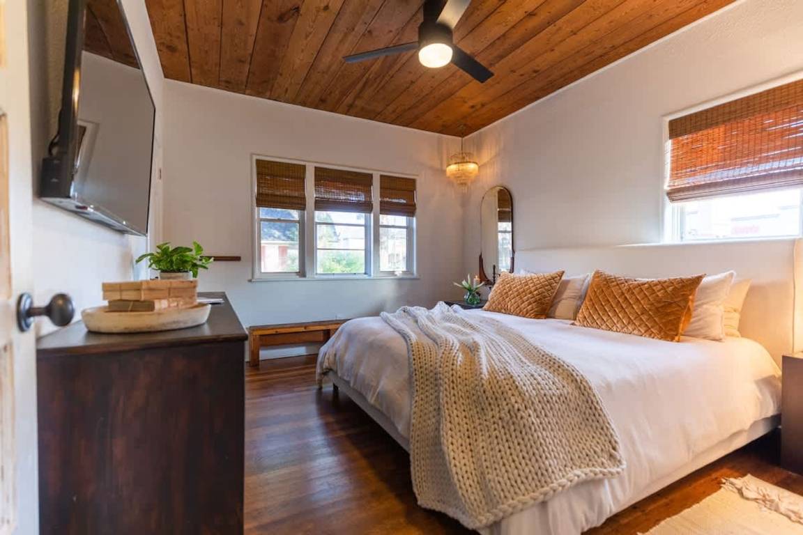 Apartment ∙ 1 Bedroom ∙ 2 Guests - Bellaire, TX