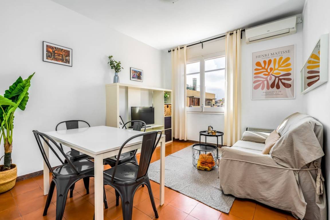 80 M² Apartamento ∙ 4 Quartos ∙ 5 Hóspedes - La Barceloneta