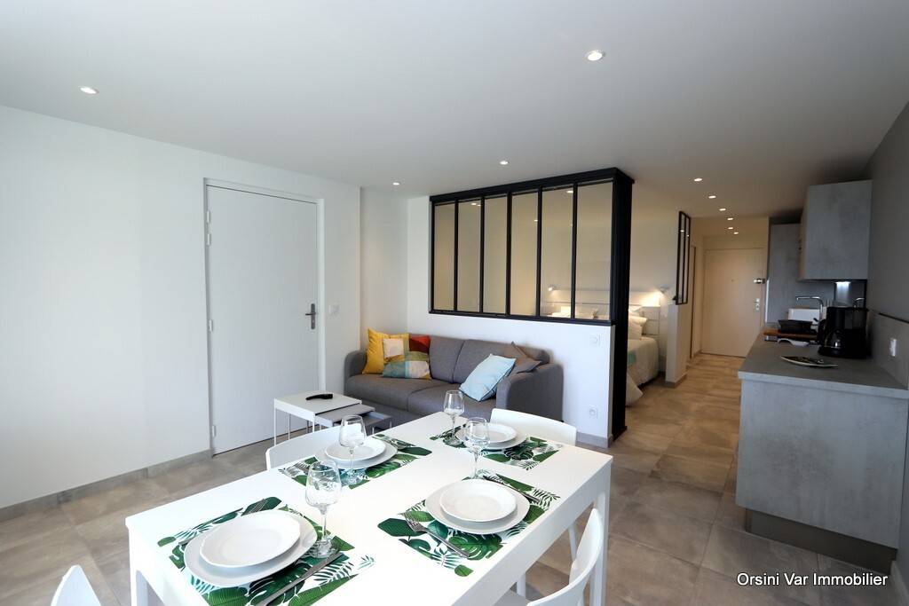 35 M² Apartamento ∙ 1 Habitación ∙ 3 Huéspedes - Fréjus
