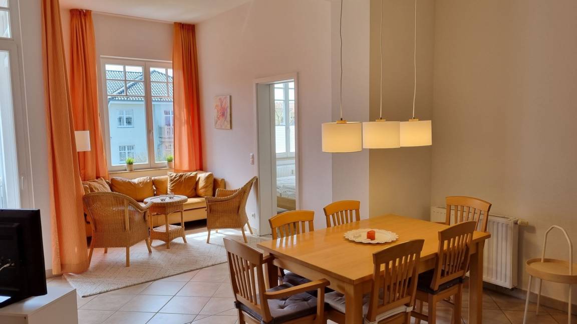 61 m² Ferienwohnung ∙ 2 Schlafzimmer ∙ 4 Gäste – Bild 5