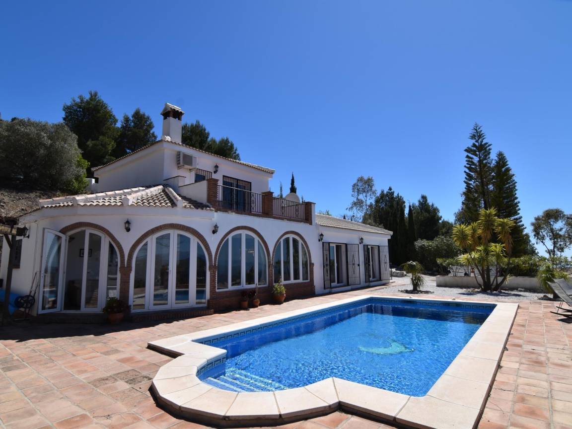 160 M² Cottage ∙ 3 Bedrooms ∙ 6 Guests - Torrox