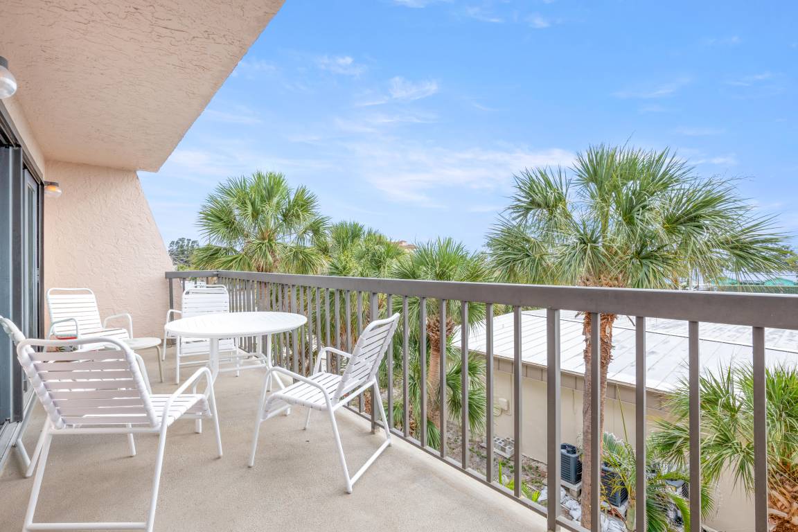 106 M² Apartamento ∙ 2 Habitaciones ∙ 6 Huéspedes - St. Pete Beach, FL