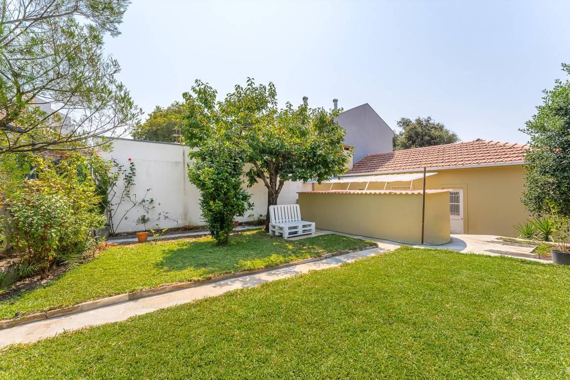 90 M² House ∙ 2 Bedrooms ∙ 4 Guests - Porto, Portugal