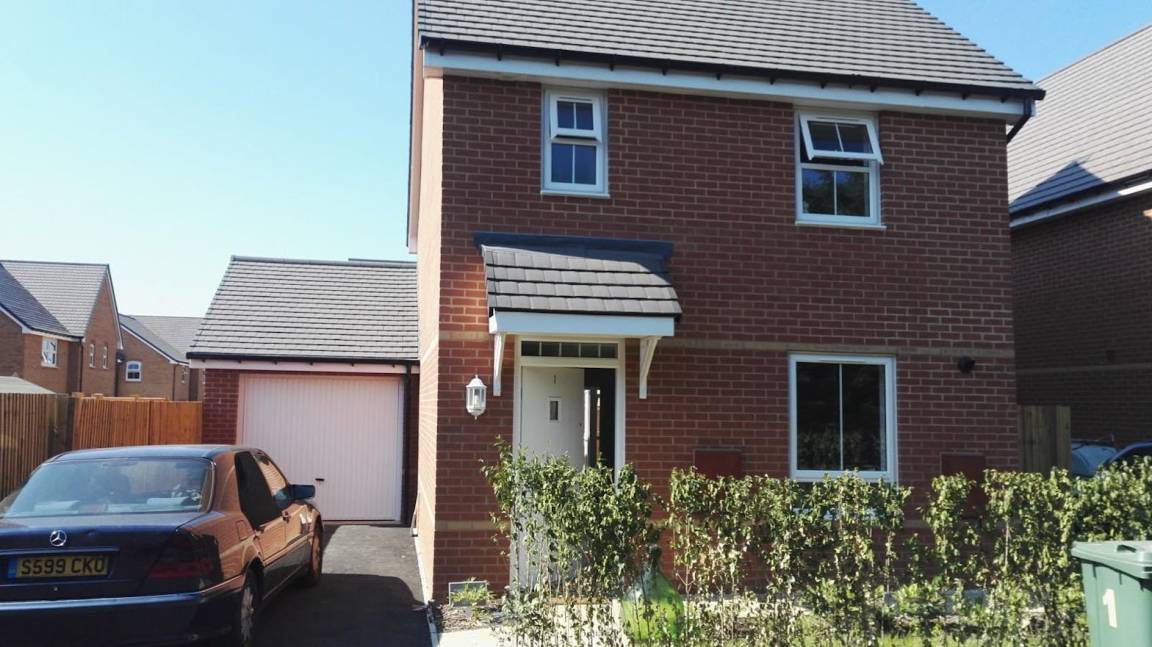 300 M² House ∙ 3 Bedrooms ∙ 5 Guests - Southampton, UK