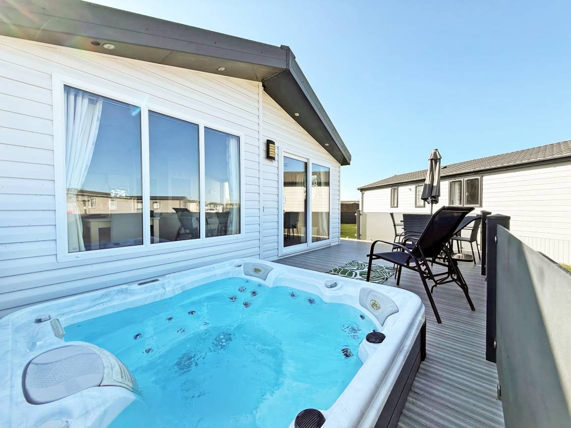 Cottage ∙ 3 Bedrooms ∙ 8 Guests - Skegness