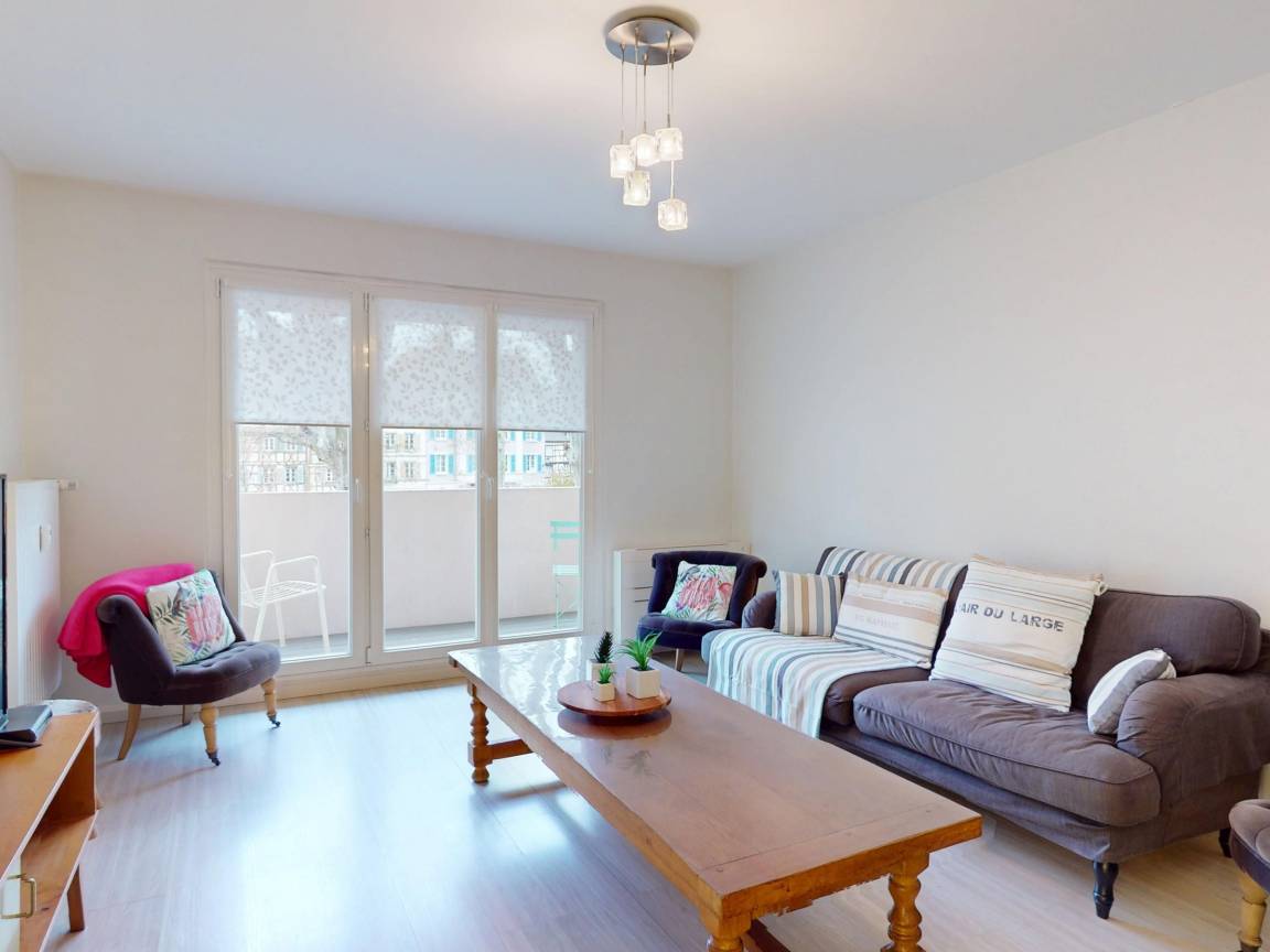 96 M² Appartamento Vacanza ∙ 3 Camere Da Letto ∙ 6 Ospiti - Eguisheim