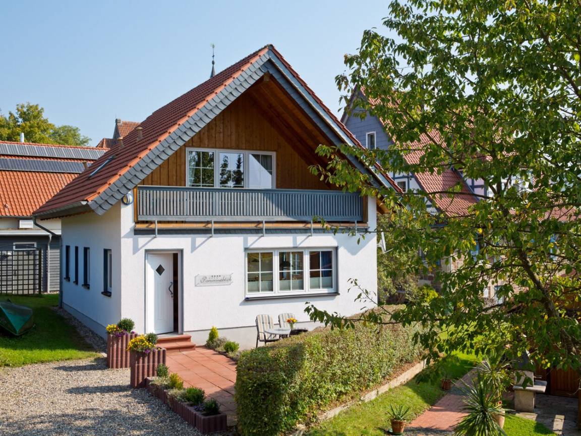 104 M² Huis ∙ 3 Slaapkamers ∙ 6 Gasten - Waldeck