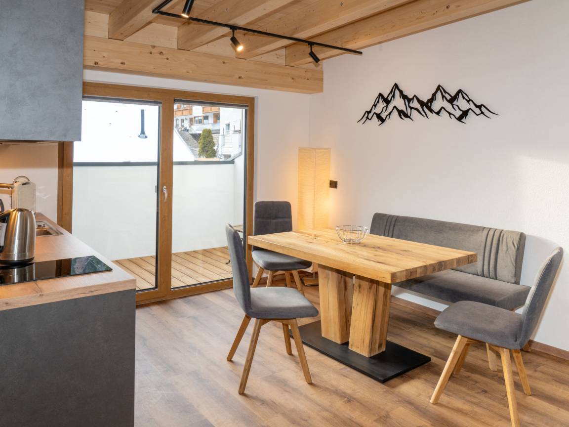 55 M² Ferienwohnung ∙ 2 Schlafzimmer ∙ 4 Gäste - Kappl