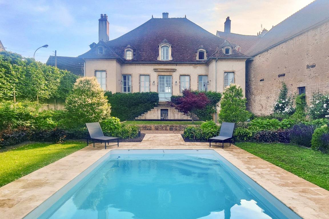Villa ∙ 6 Chambres ∙ 12 Personnes - Saulieu