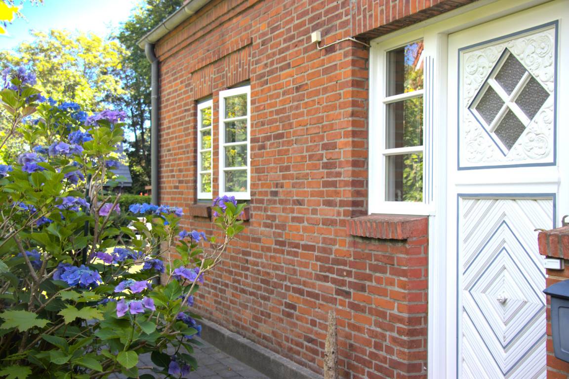 75 m² Ferienhaus ∙ 2 Schlafzimmer ∙ 4 Gäste – Bild 2