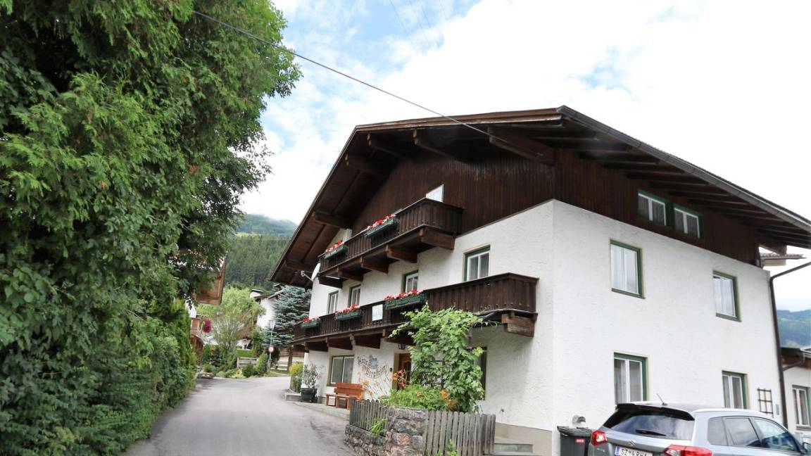 260 M² Ferienhaus ∙ 6 Schlafzimmer ∙ 12 Gäste - Schwaz
