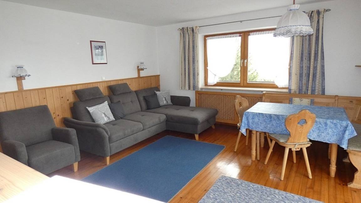 60 m&sup2; Ferienwohnung 2 Schlafzimmer 4 G&auml;ste