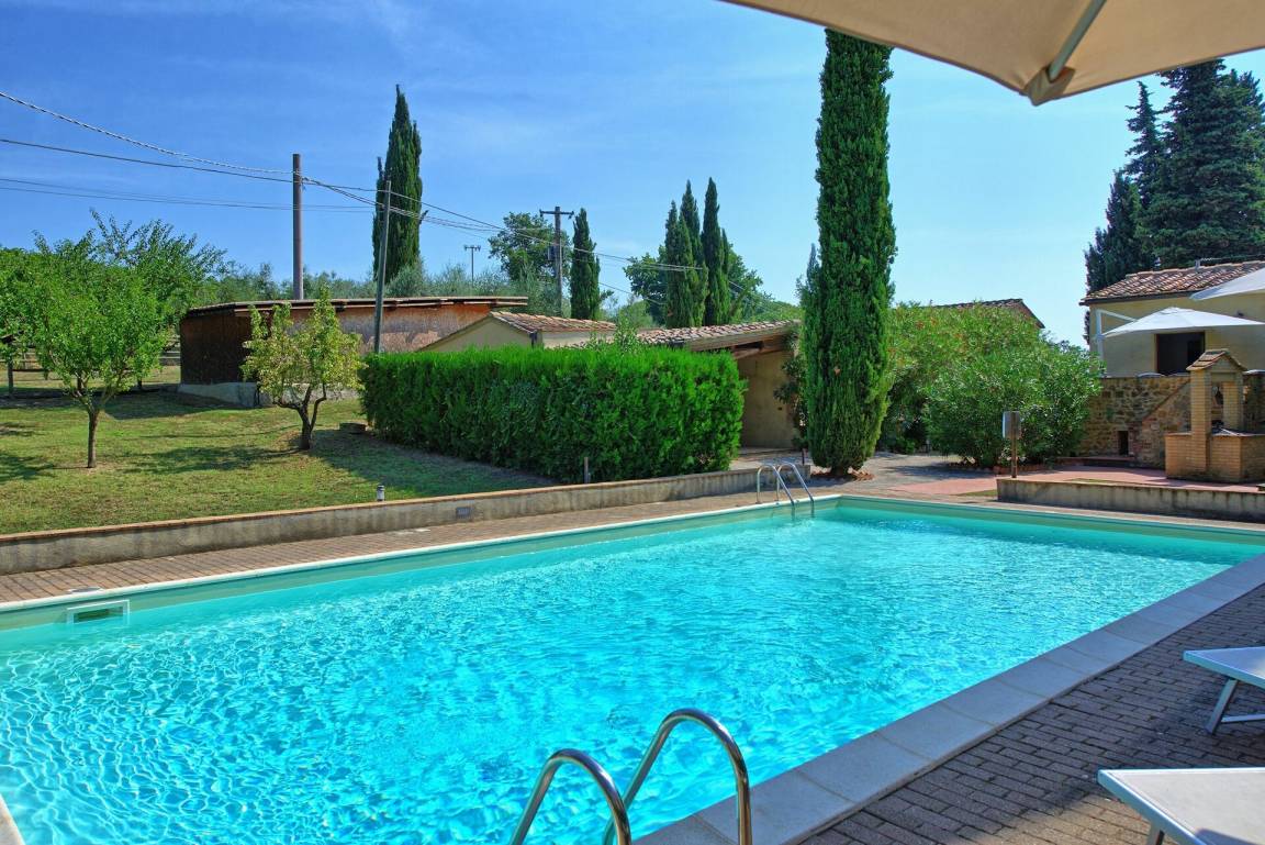 250 M² Villa ∙ 4 Bedrooms ∙ 8 Guests - San Gimignano