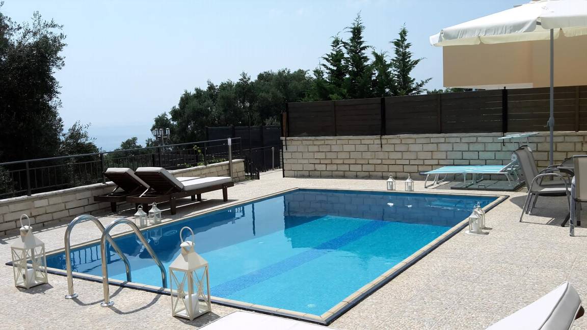 250 M² Villa ∙ 4 Habitaciones ∙ 8 Huéspedes - Corfú