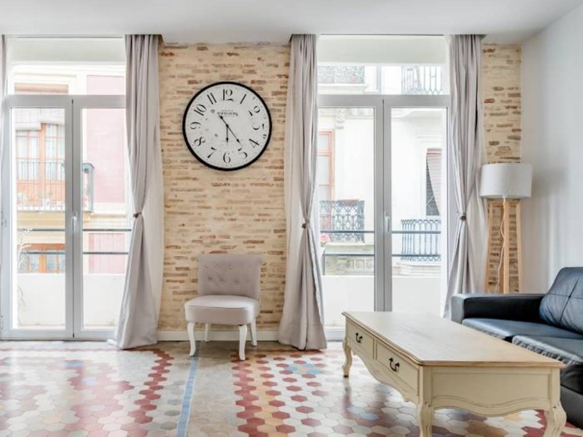 90 M² Ferienwohnung ∙ 3 Schlafzimmer ∙ 6 Gäste - Valencia
