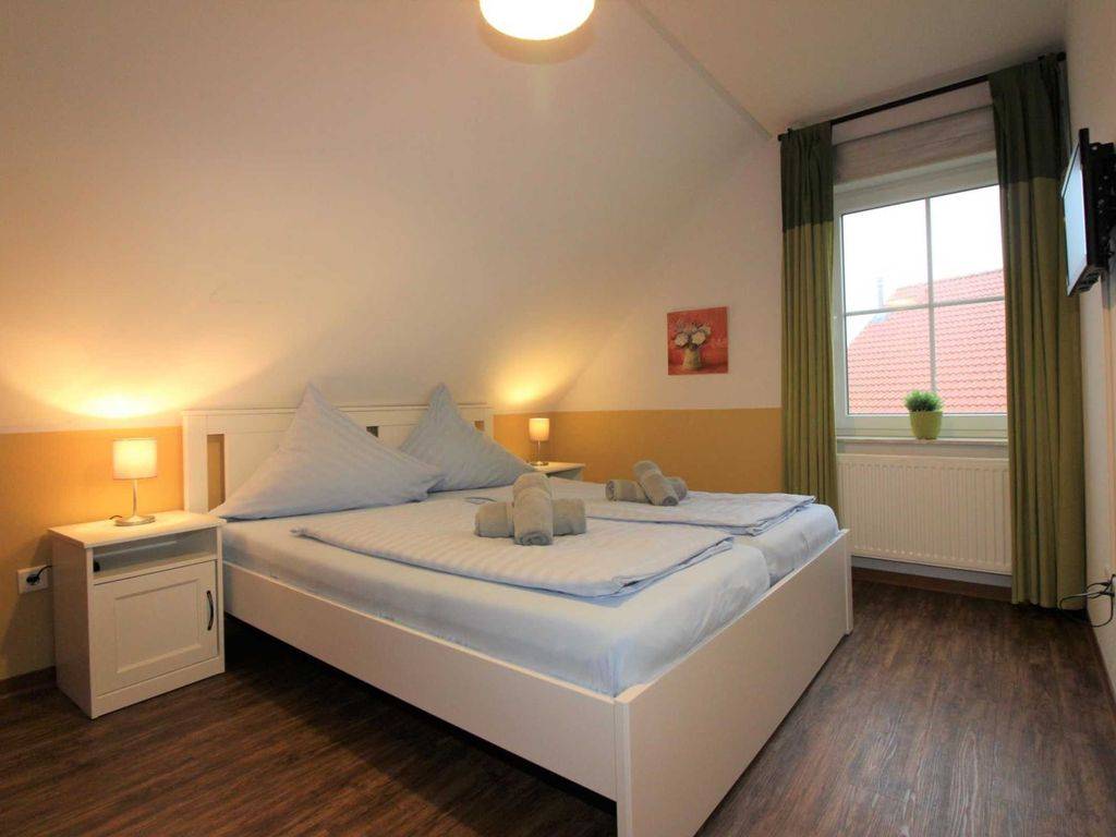 86 M² Ferienhaus ∙ 3 Schlafzimmer ∙ 8 Gäste - Butjadingen