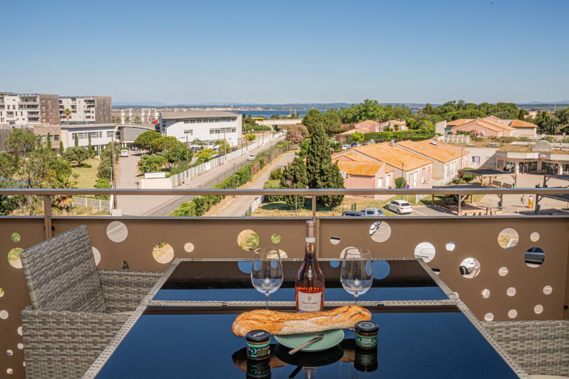 46 M² Apartment ∙ 1 Bedroom ∙ 2 Guests - Sète