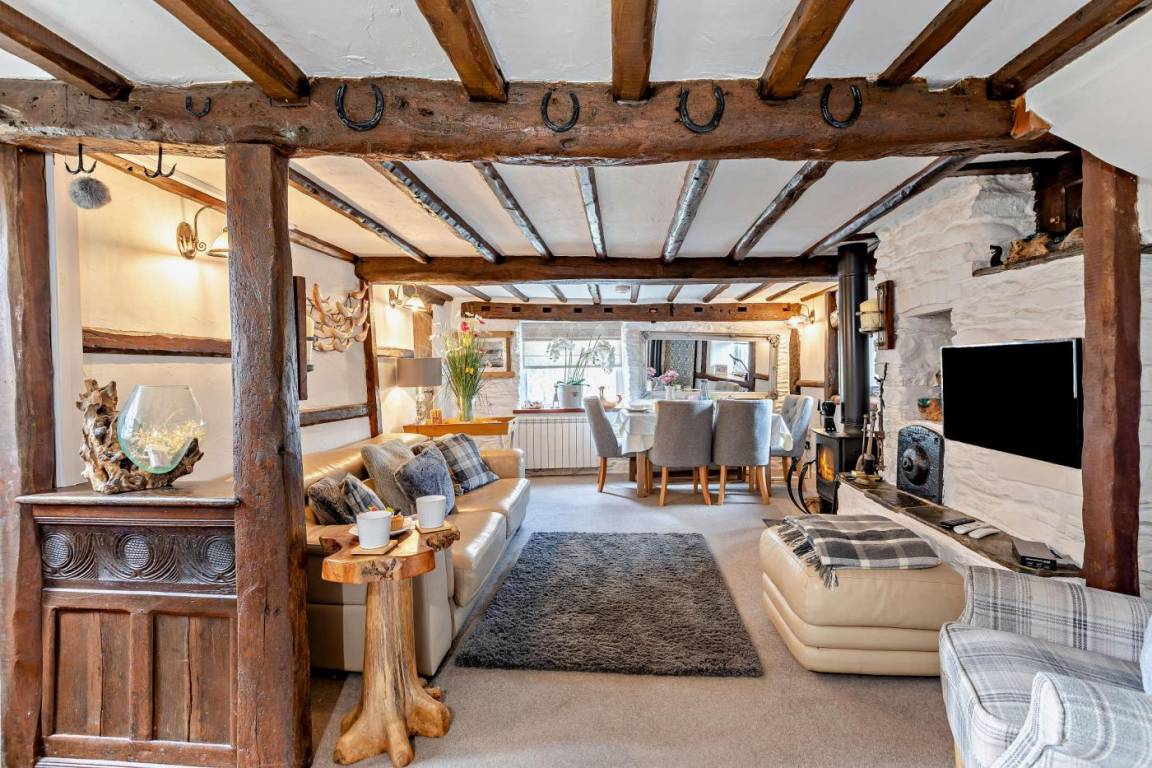 Cottage ∙ 2 Bedrooms ∙ 4 Guests - Croyde