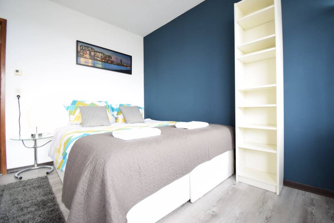 29 M² Ferienwohnung ∙ 2 Gäste - Köln
