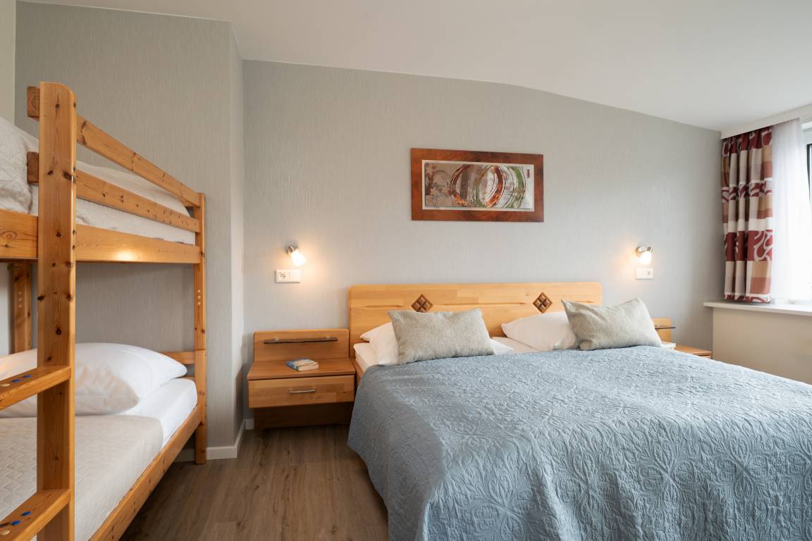 46 m² Ferienwohnung ∙ 1 Schlafzimmer ∙ 4 Gäste – Bild 4
