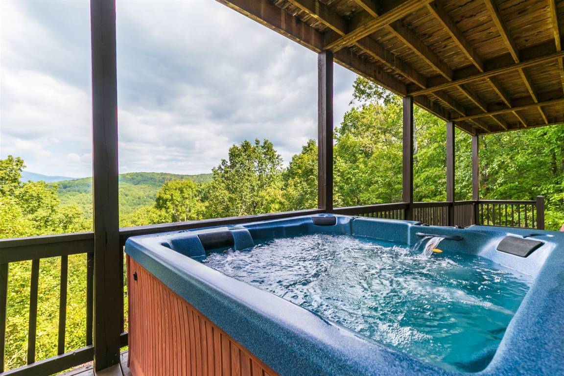 193 M² Cabin ∙ 3 Bedrooms ∙ 7 Guests - Blue Ridge Lake, GA