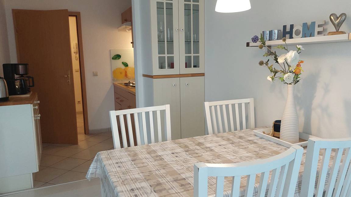 49 m² Ferienwohnung ∙ 1 Schlafzimmer ∙ 4 Gäste – Bild 8