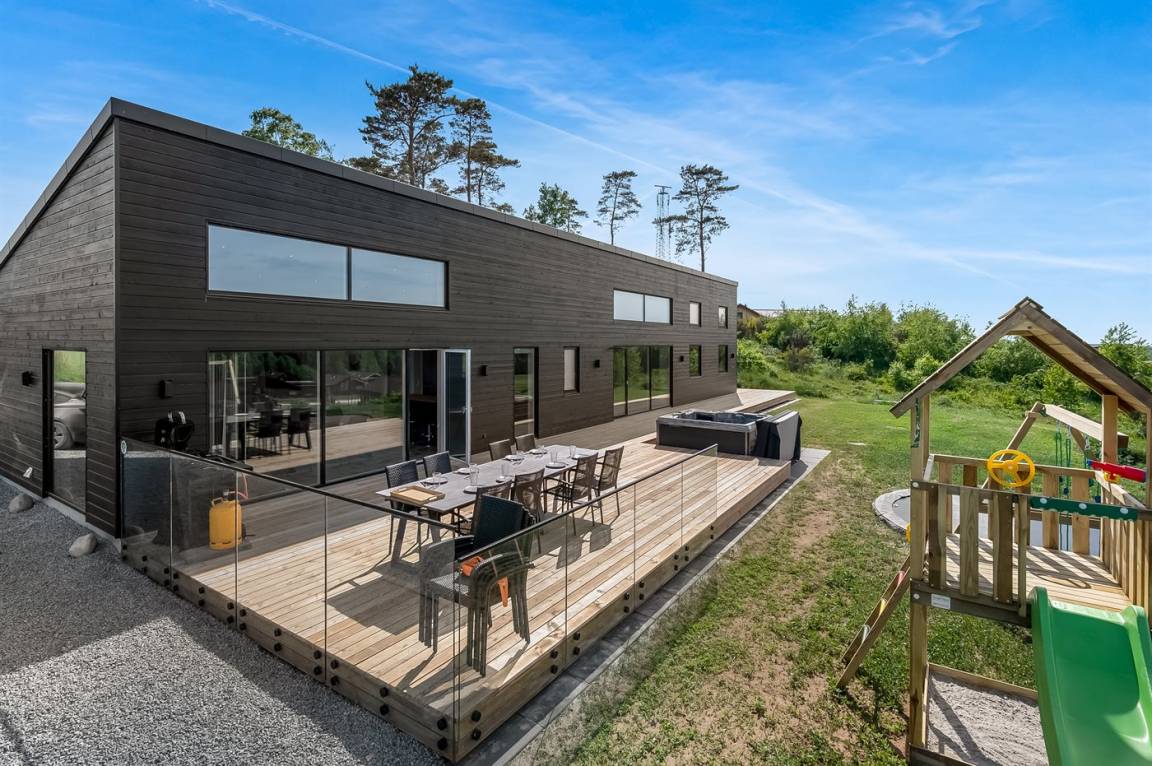 185 m&sup2; Ferienhaus 6 Schlafzimmer 12 G&auml;ste