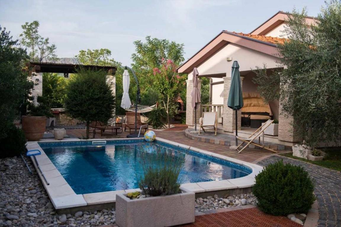 160 M² Villa ∙ 3 Schlafzimmer ∙ 6 Gäste - Vrgorac