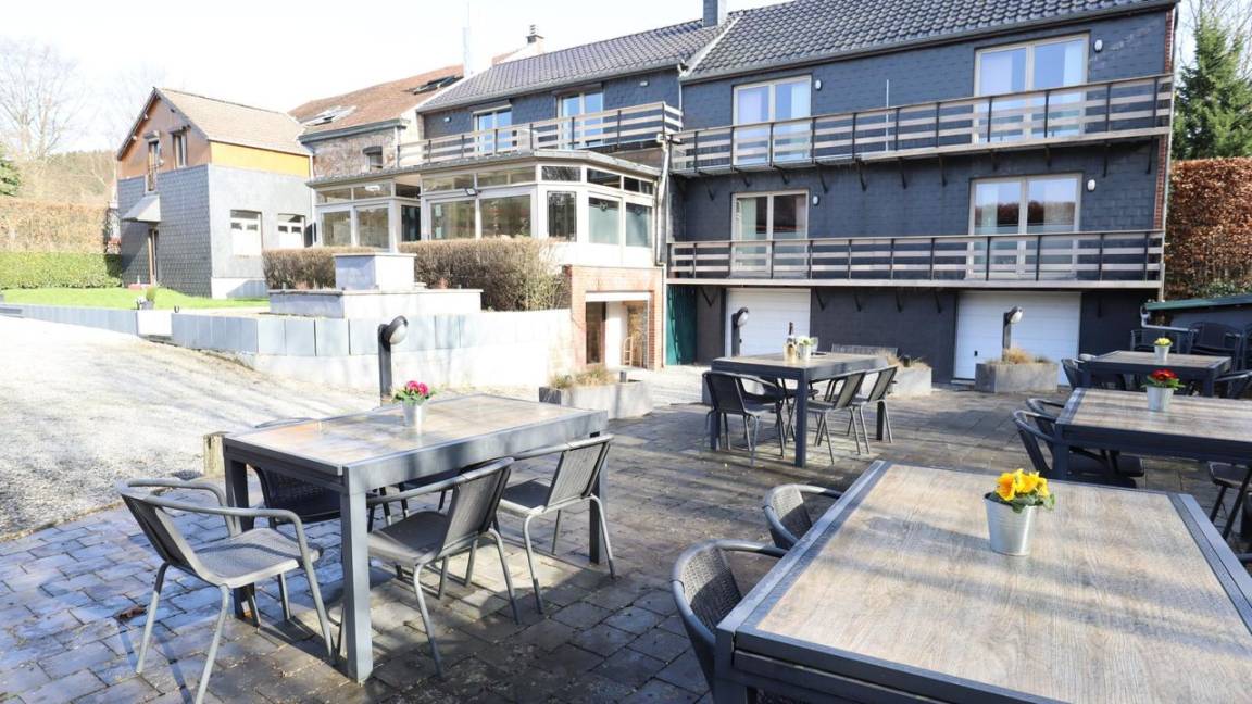 700 M² Maison De Vacances ∙ 17 Chambres ∙ 36 Personnes - Limbourg