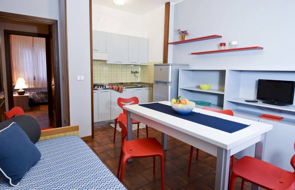 60 M² Apartment ∙ 2 Bedrooms ∙ 7 Guests - Loano