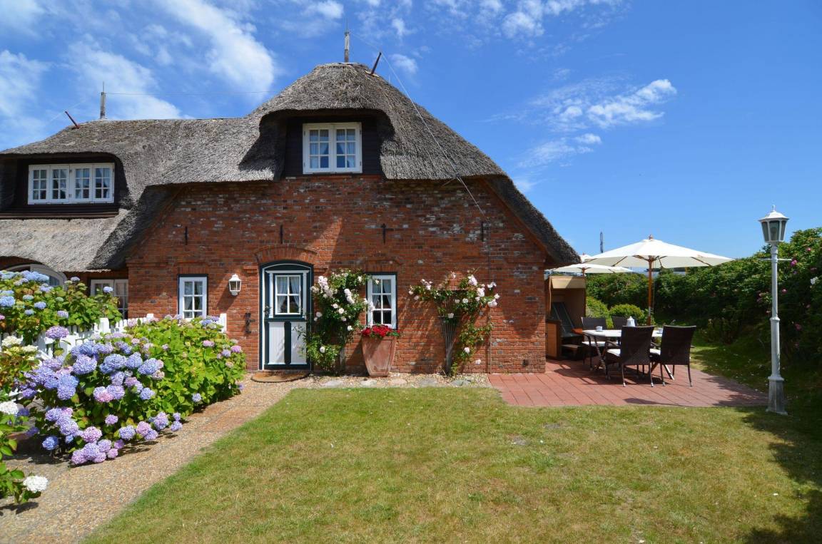 70 M² Ferienhaus ∙ 2 Schlafzimmer ∙ 3 Gäste - Sylt