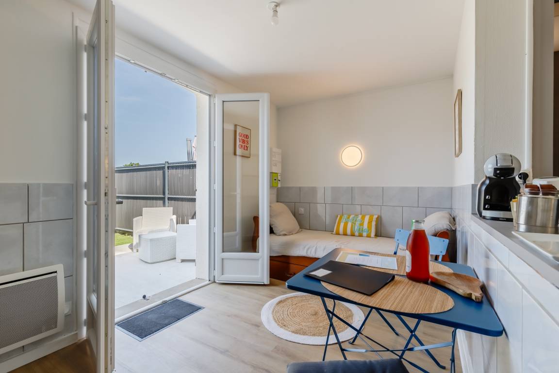 16 M² Appartement ∙ 2 Personnes - Brem-sur-Mer
