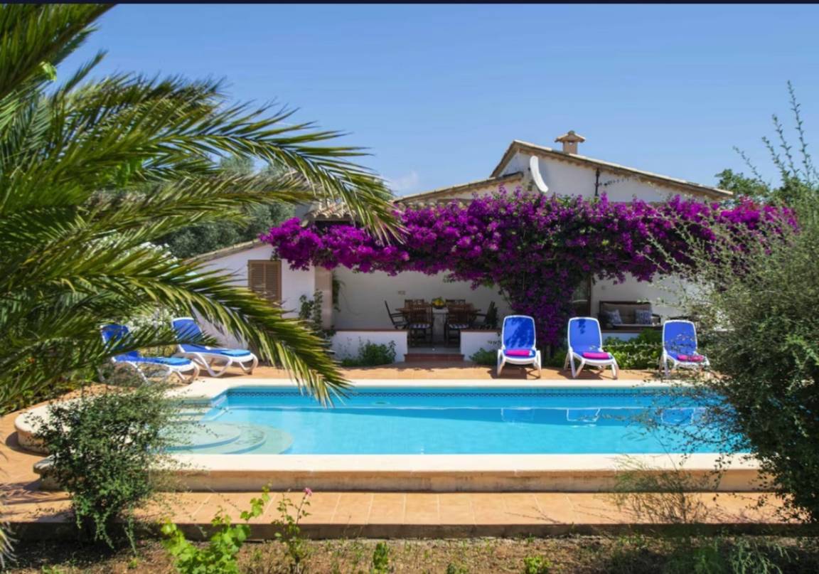 203 M² Villa ∙ 3 Bedrooms ∙ 4 Guests - Port de Pollença