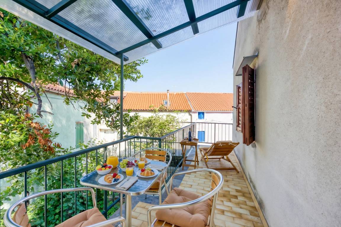 50 M² Ferienwohnung ∙ 2 Schlafzimmer ∙ 4 Gäste - Mali Lošinj
